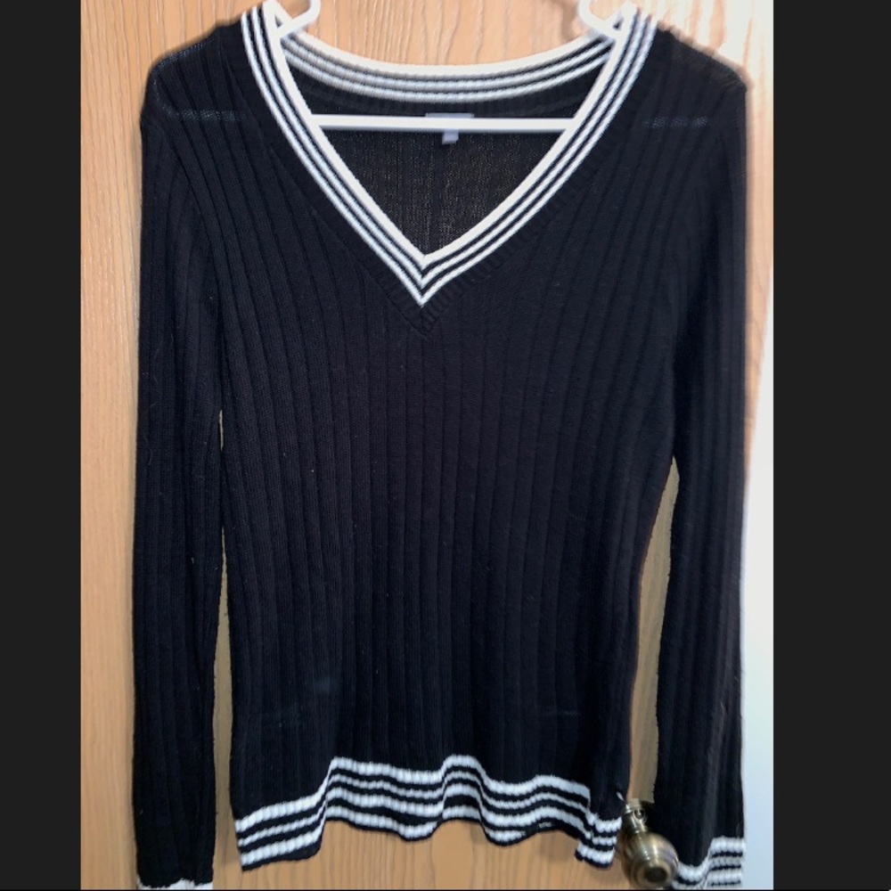Trendy Varsity Black and White Sweater